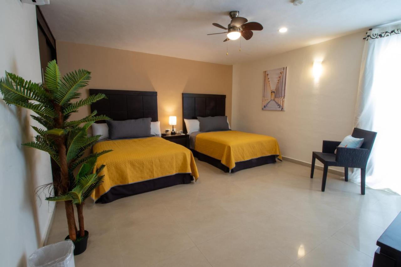 Hotel Villas Segovia Playa Del Carmen Exteriör bild