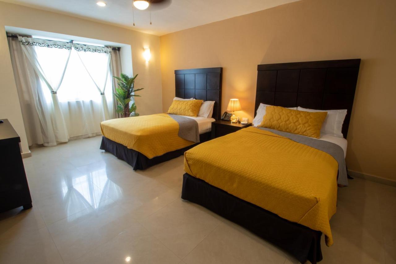 Hotel Villas Segovia Playa Del Carmen Exteriör bild