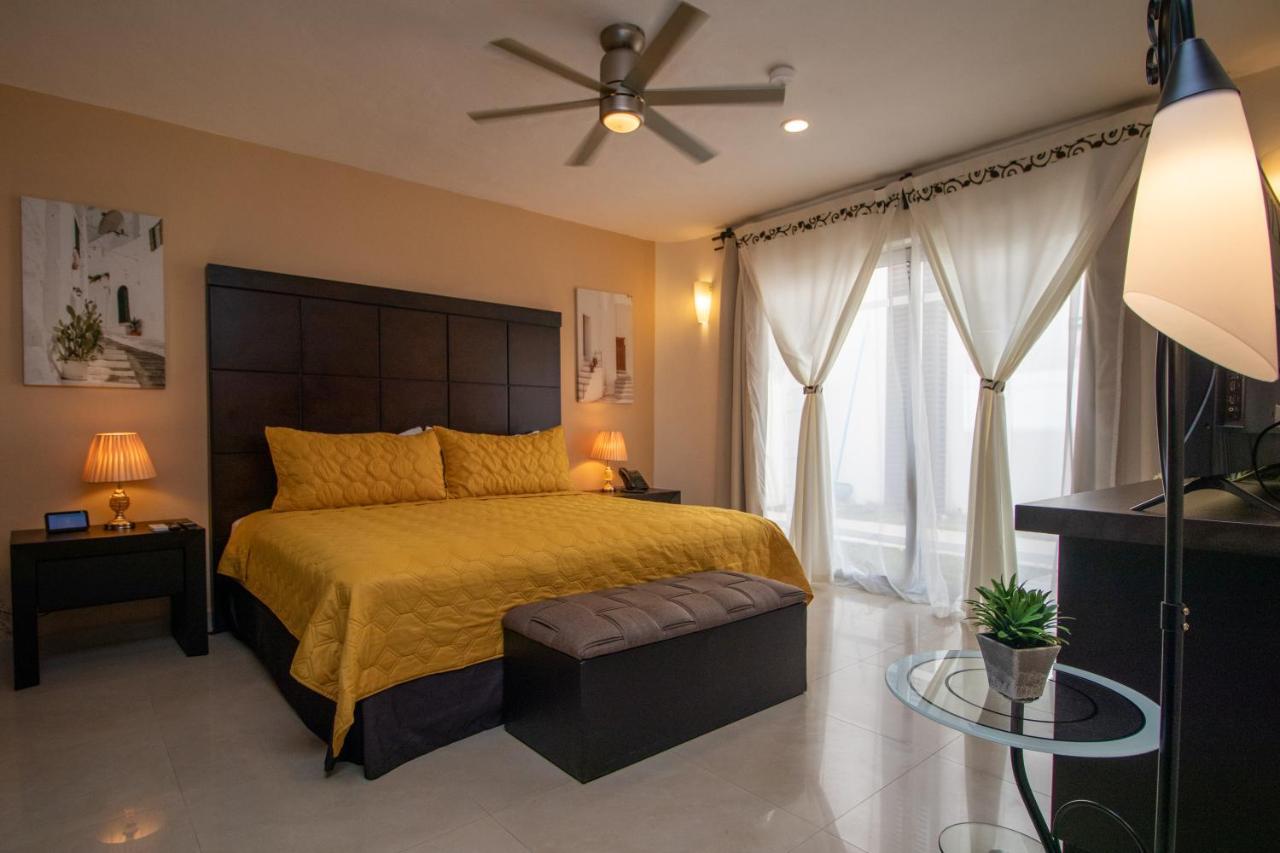 Hotel Villas Segovia Playa Del Carmen Exteriör bild