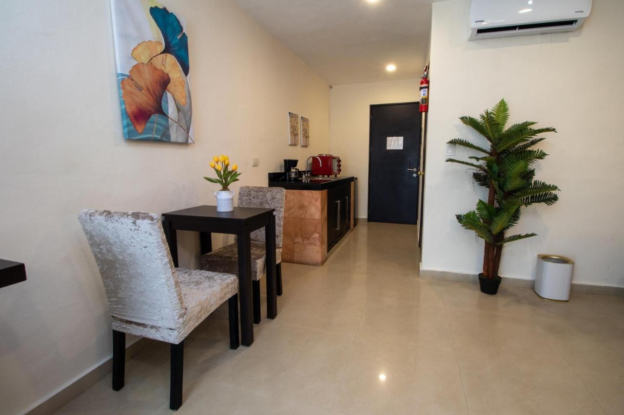 Hotel Villas Segovia Playa Del Carmen Exteriör bild
