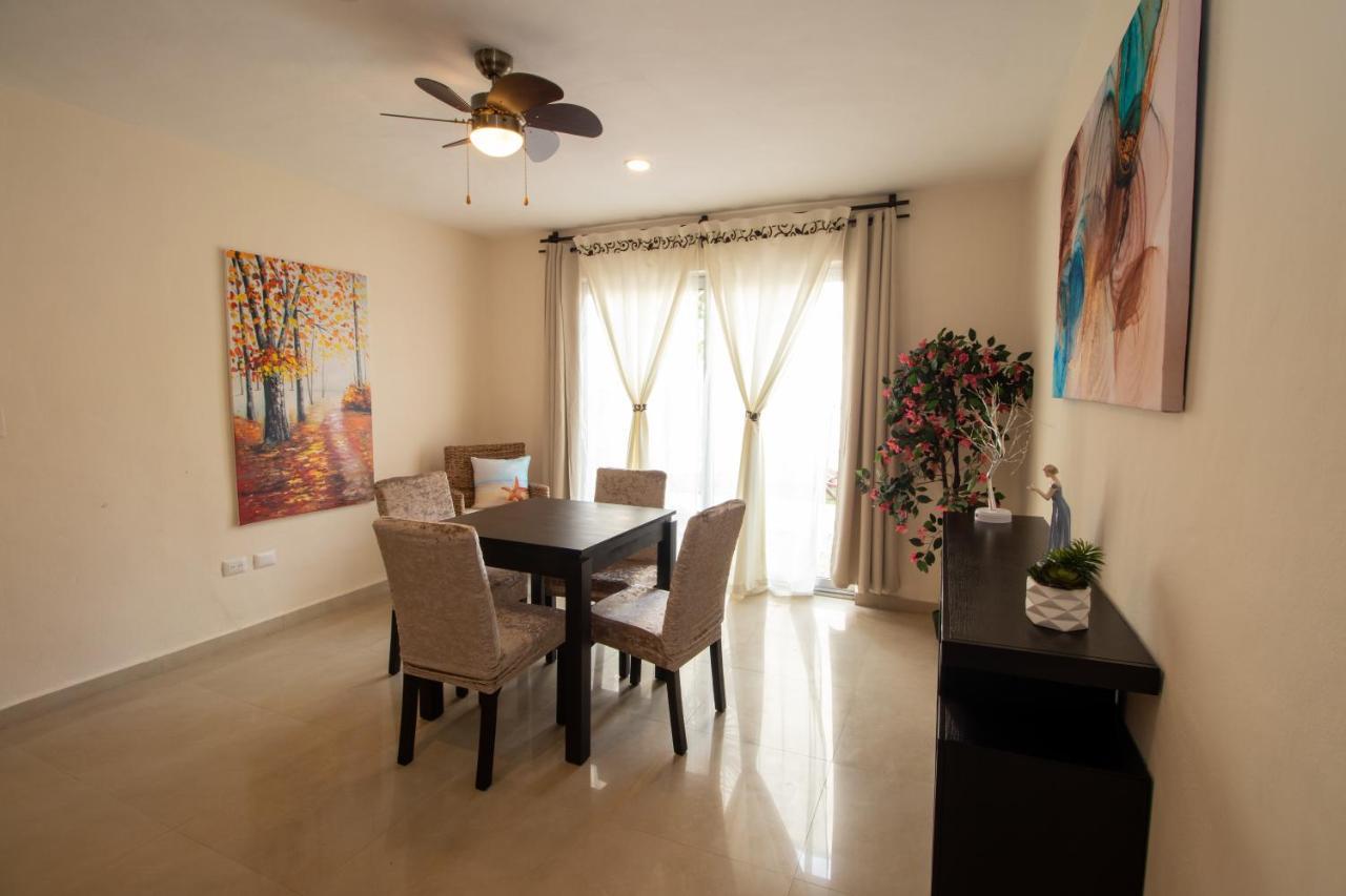 Hotel Villas Segovia Playa Del Carmen Exteriör bild